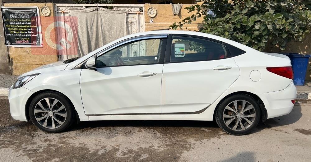 هیۆندای ئەکسنت